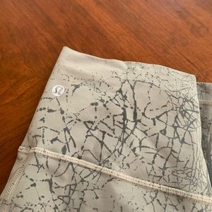 Lululemon Wunder Train HR Tight 25” *Dye